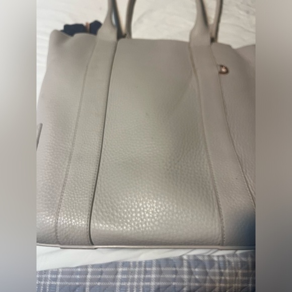 Handbags - Elegant Gray Leather Tote Bag